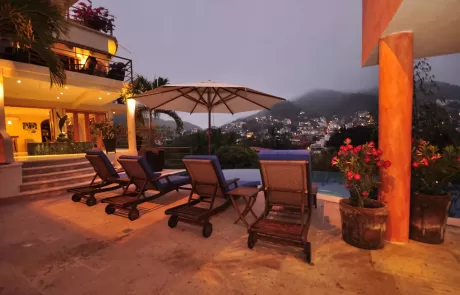 Pool terrace Casa La Bomba