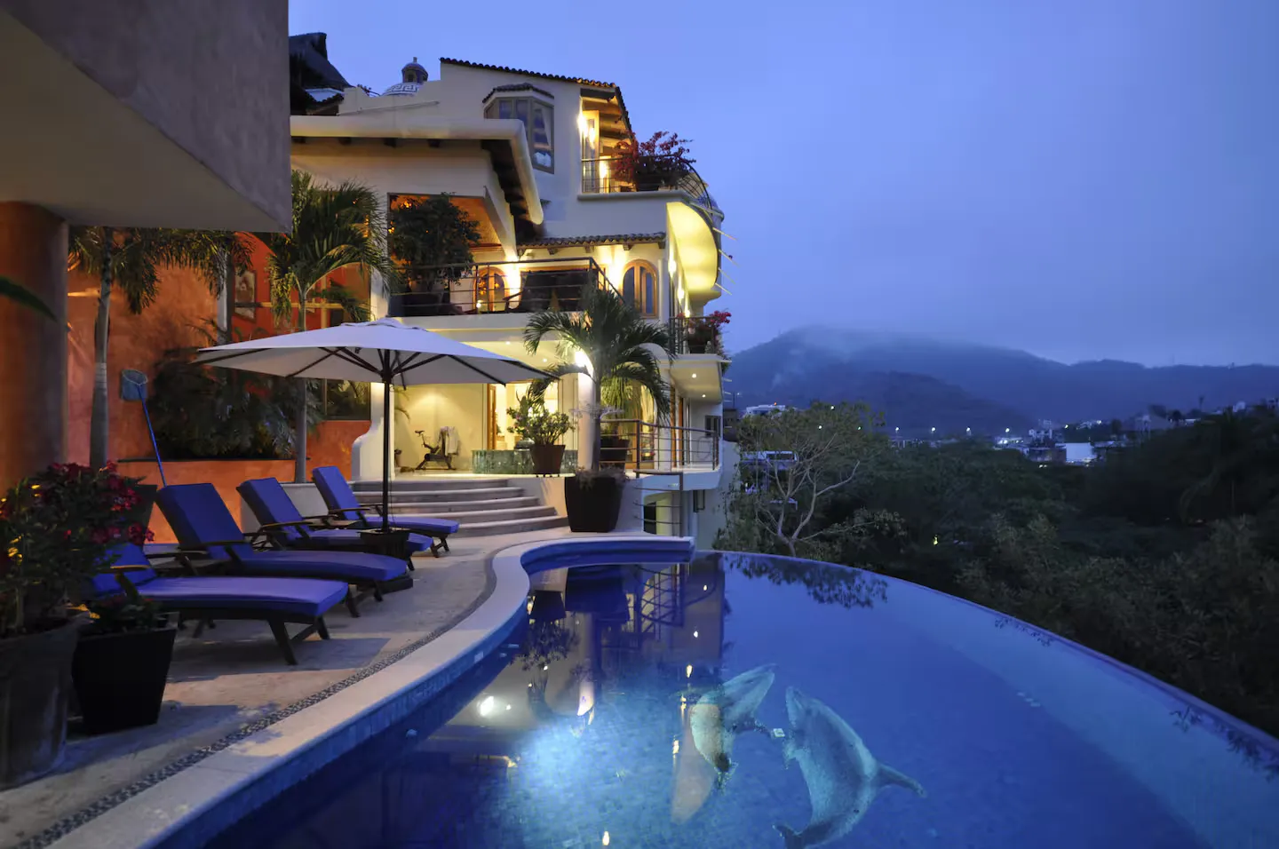 Casa La Bomba